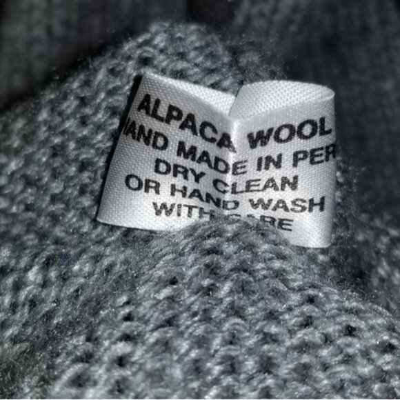 The Alpaca Connection Cardigan/Sweater w/Hoodie - Picture 6 of 7